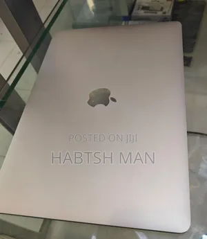 New Laptop Apple MacBook Pro M1 8GB Apple M1 SSD 256GB