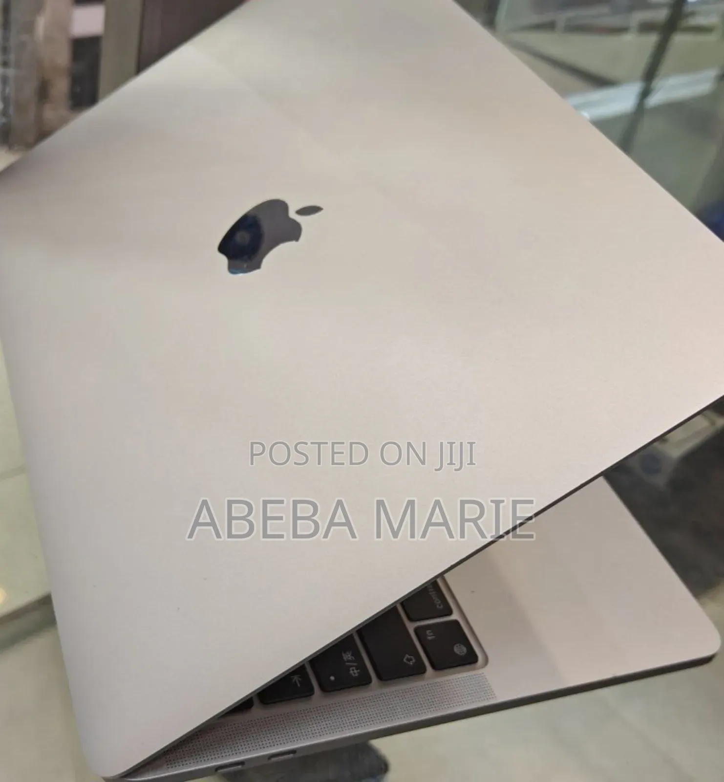 New Laptop Apple MacBook Pro M1 8GB Apple M1 Pro SSD 256GB