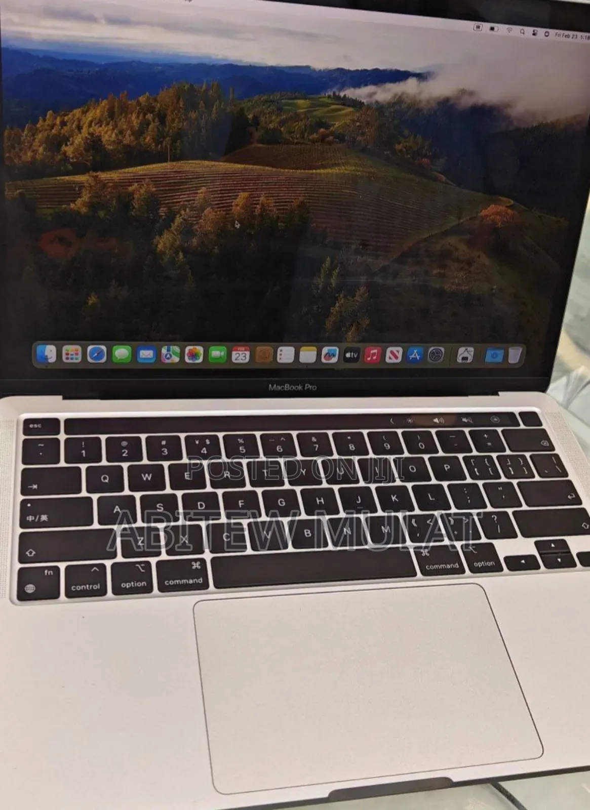 New Laptop Apple MacBook Pro M1 8GB Apple M1 SSD 256GB