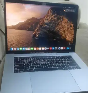 New Laptop Apple MacBook Pro 2017 16GB Intel Core I7 SSD 512GB