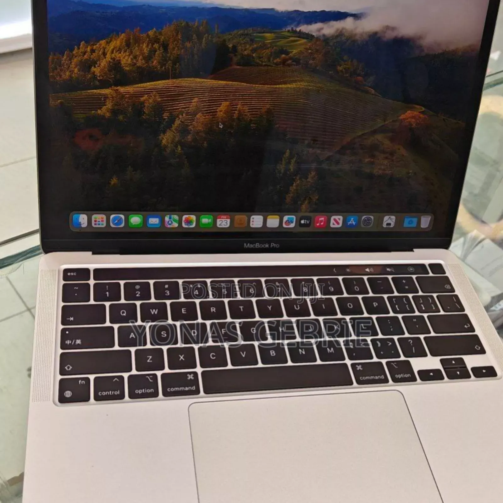 New Laptop Apple MacBook Pro M1 8GB Apple M1 SSD 256GB
