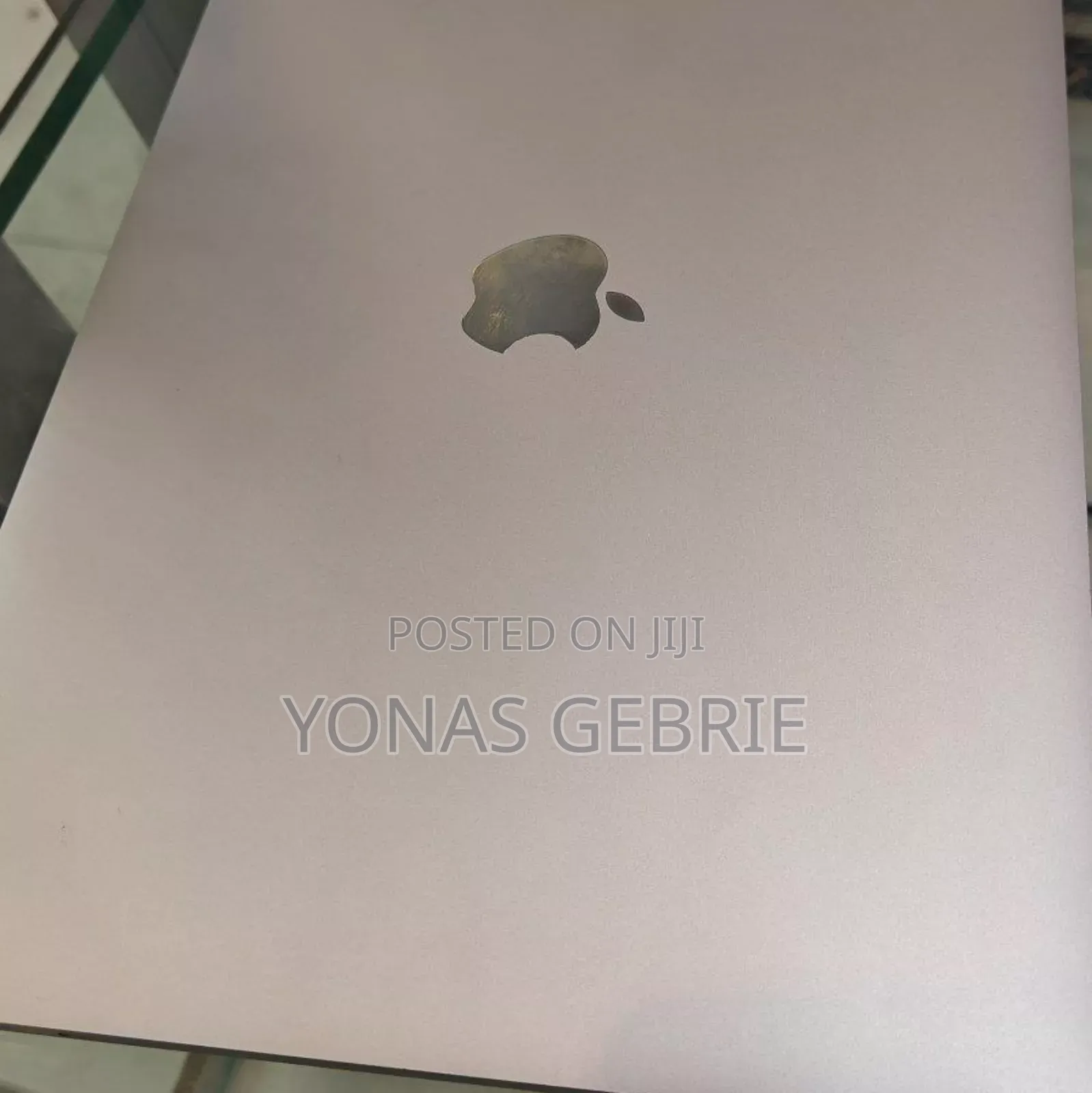 New Laptop Apple MacBook Pro M1 8GB Apple M1 SSD 256GB