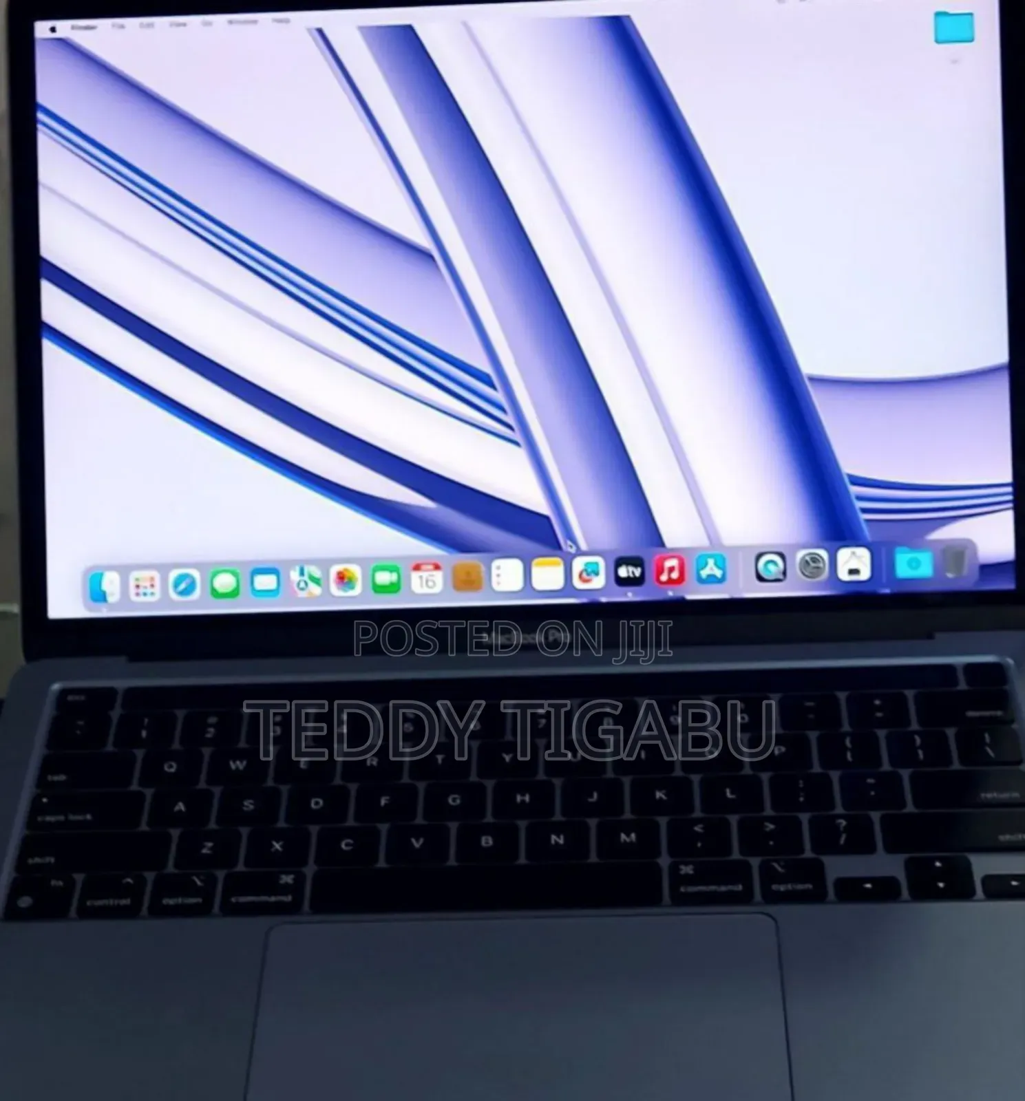 New Laptop Apple MacBook Pro 8GB Apple M2 SSD 256GB