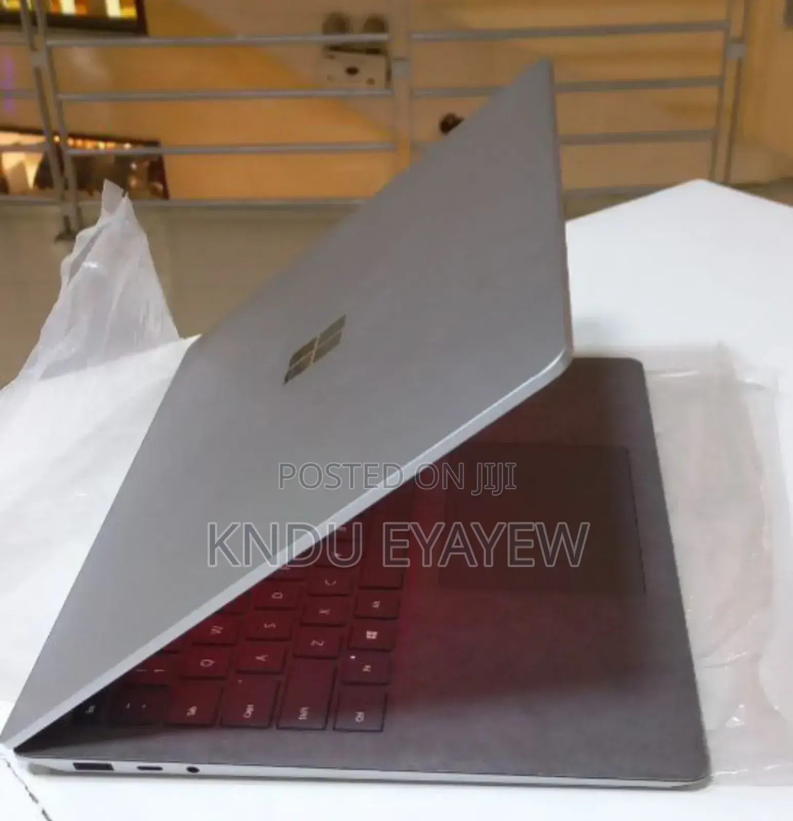 New Laptop Microsoft Surface 16GB Intel Core I7 SSD 512GB