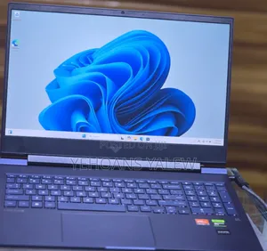 New Laptop HP Victus 16 16GB AMD Ryzen 7 SSD 1T
