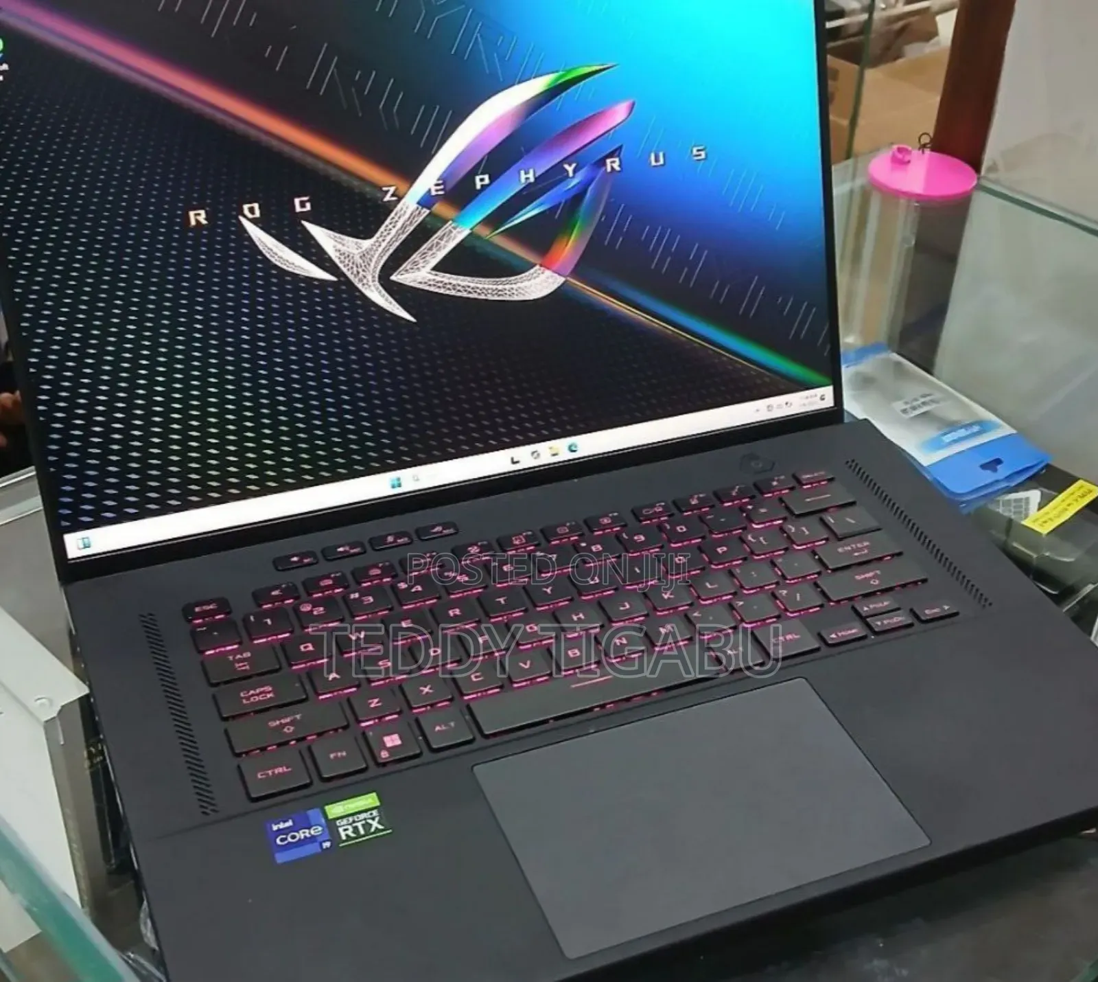 New Laptop Asus ROG Zephyrus G15 16GB Intel Core I9 SSD 1T