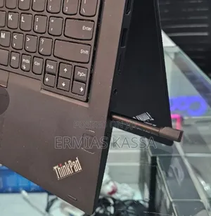 Photo - New Laptop Lenovo ThinkPad X380 Yoga 16GB Intel Core I7 SSD 512GB