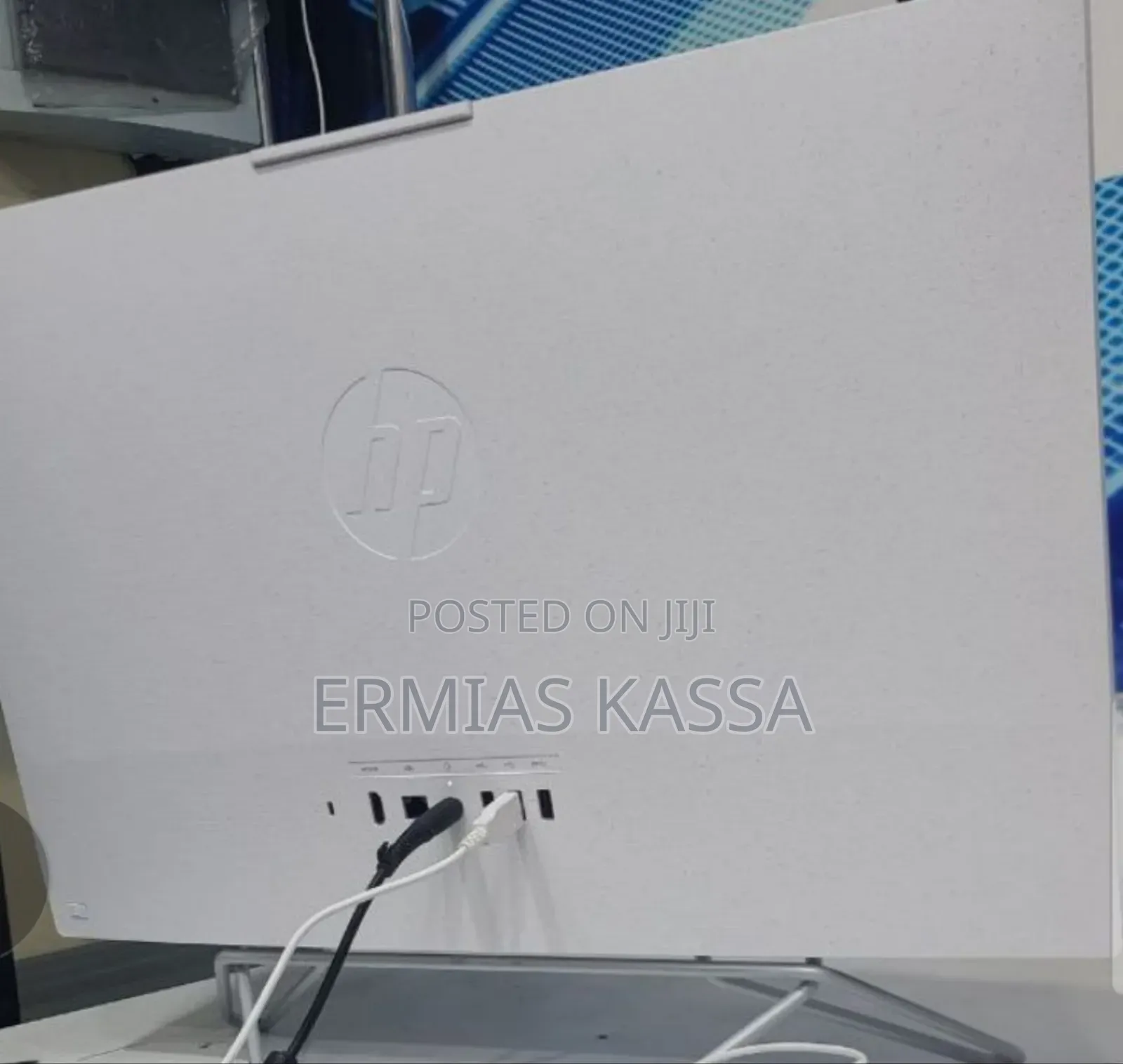 New HP 200 G4 22 All-in-One 8GB Intel Core I5 SSD 512GB