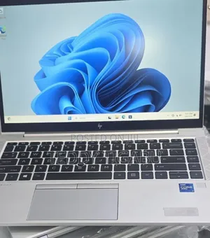 New Laptop HP EliteBook 840 G8 16GB Intel Core I7 SSD 512GB