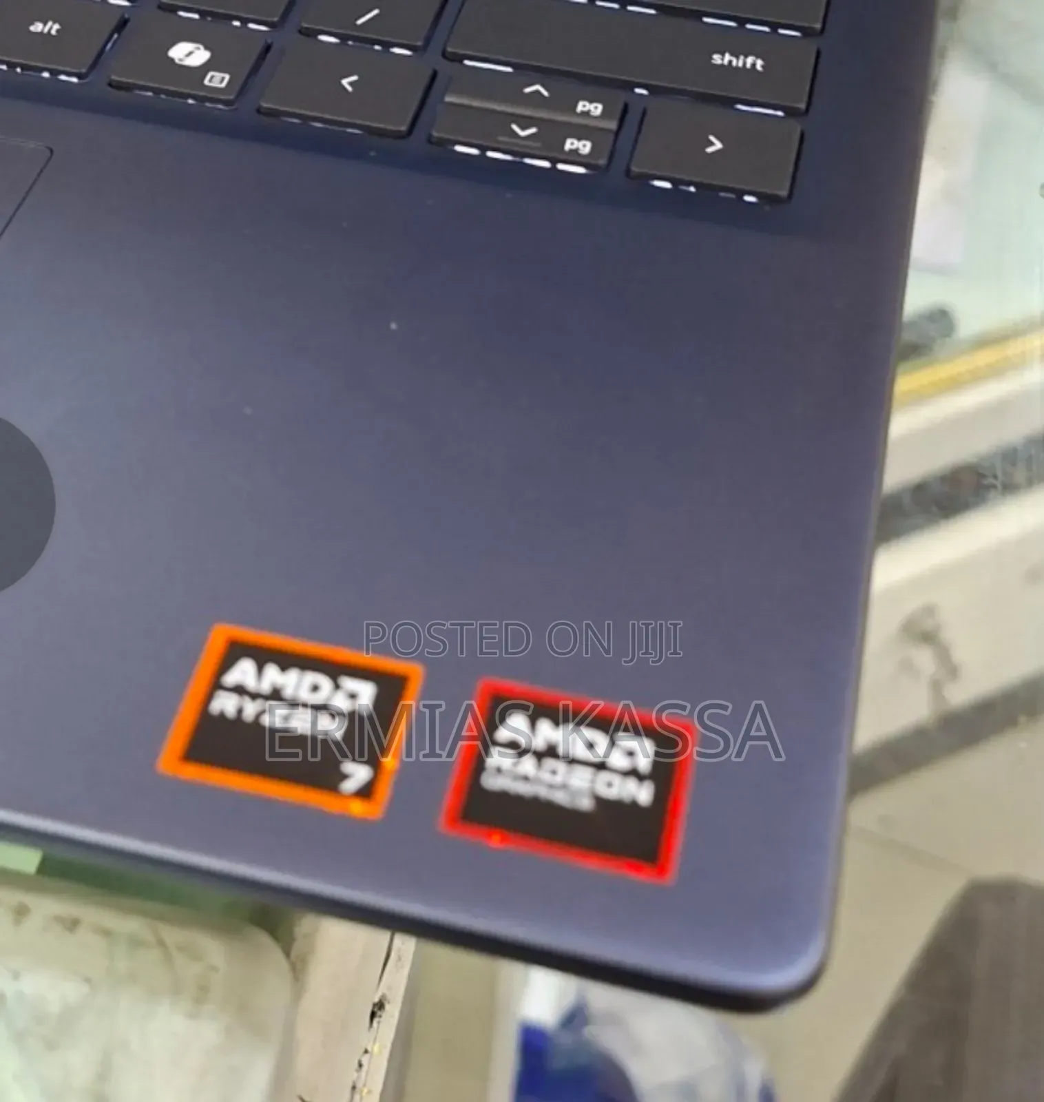 New Laptop Dell Inspiron 14 5540 16GB AMD Ryzen 7 SSD 1T