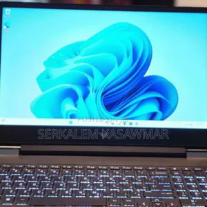 New Laptop HP Victus 15 8GB AMD Ryzen 5 SSD 512GB