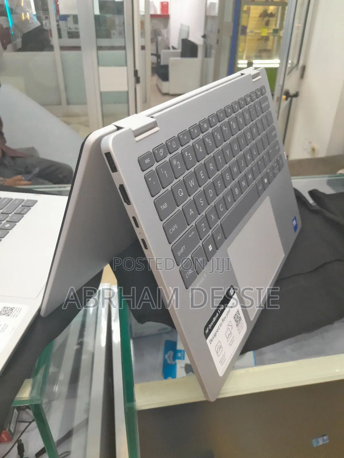 New Laptop HP 16GB Intel Core Ultra 7 SSD 1T