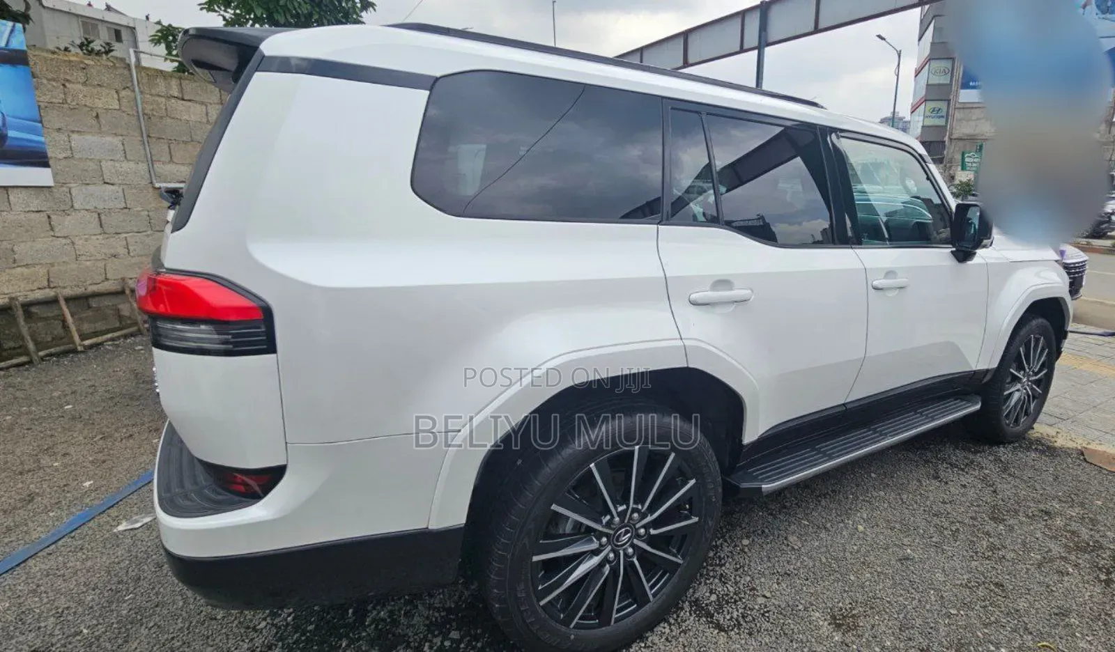 New Lexus GX 550h Hybrid AWD 2024 White