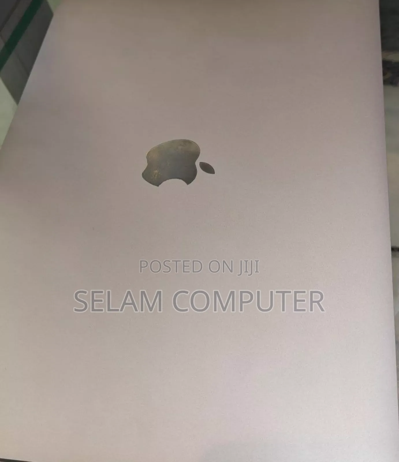 New Laptop Apple MacBook Pro M1 8GB Apple M1 SSD 256GB