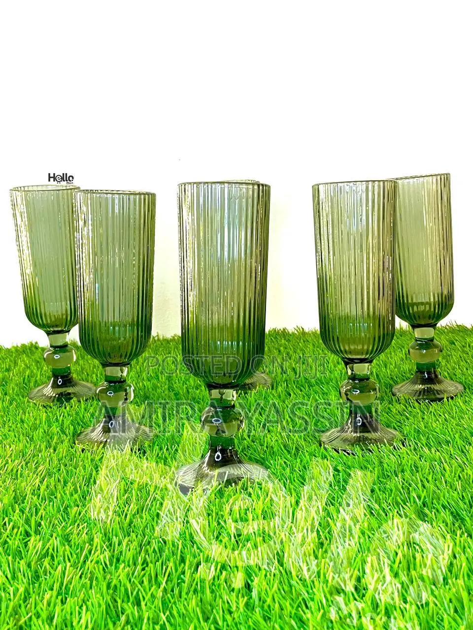 ትልቅ የሆኑ ኳሊቲ እና ውብ ብርጭቆ