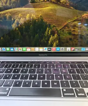 New Laptop Apple MacBook 2020 8GB Apple M1 Pro SSD 256GB