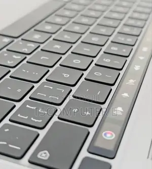 New Laptop Apple MacBook 2020 8GB Apple M1 Pro SSD 256GB
