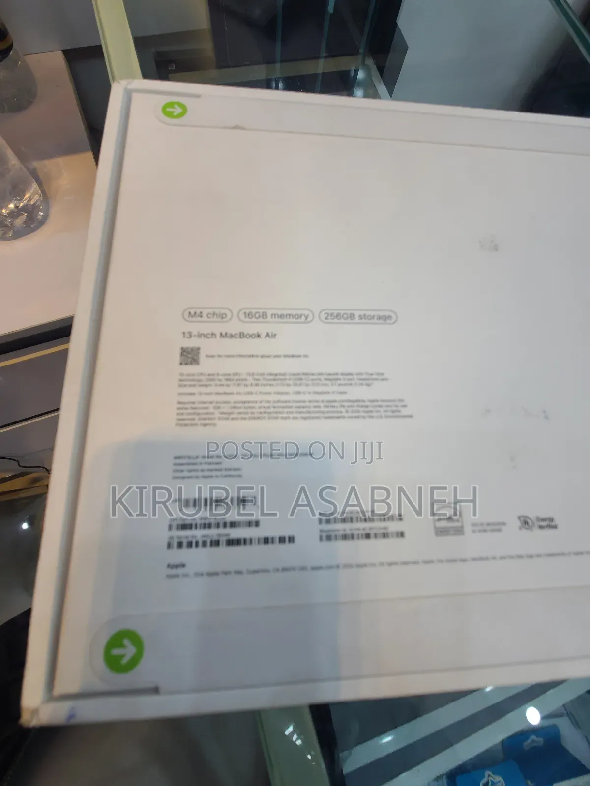 New Laptop Apple MacBook Air 2025 M4 13-Inch 16GB Apple M4 SSD 256GB