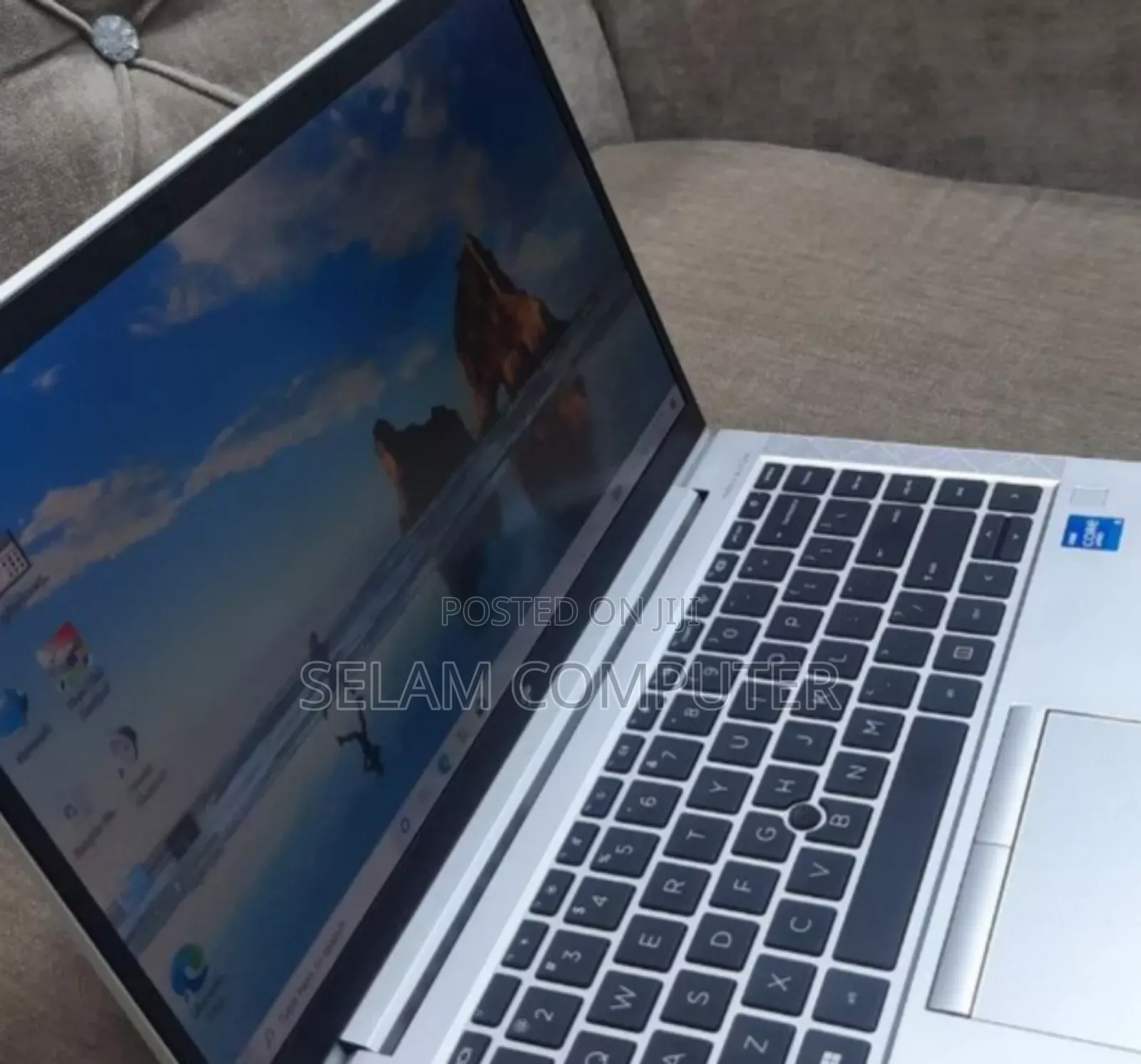 New Laptop HP EliteBook 840 G8 16GB Intel Core I5 SSD 512GB