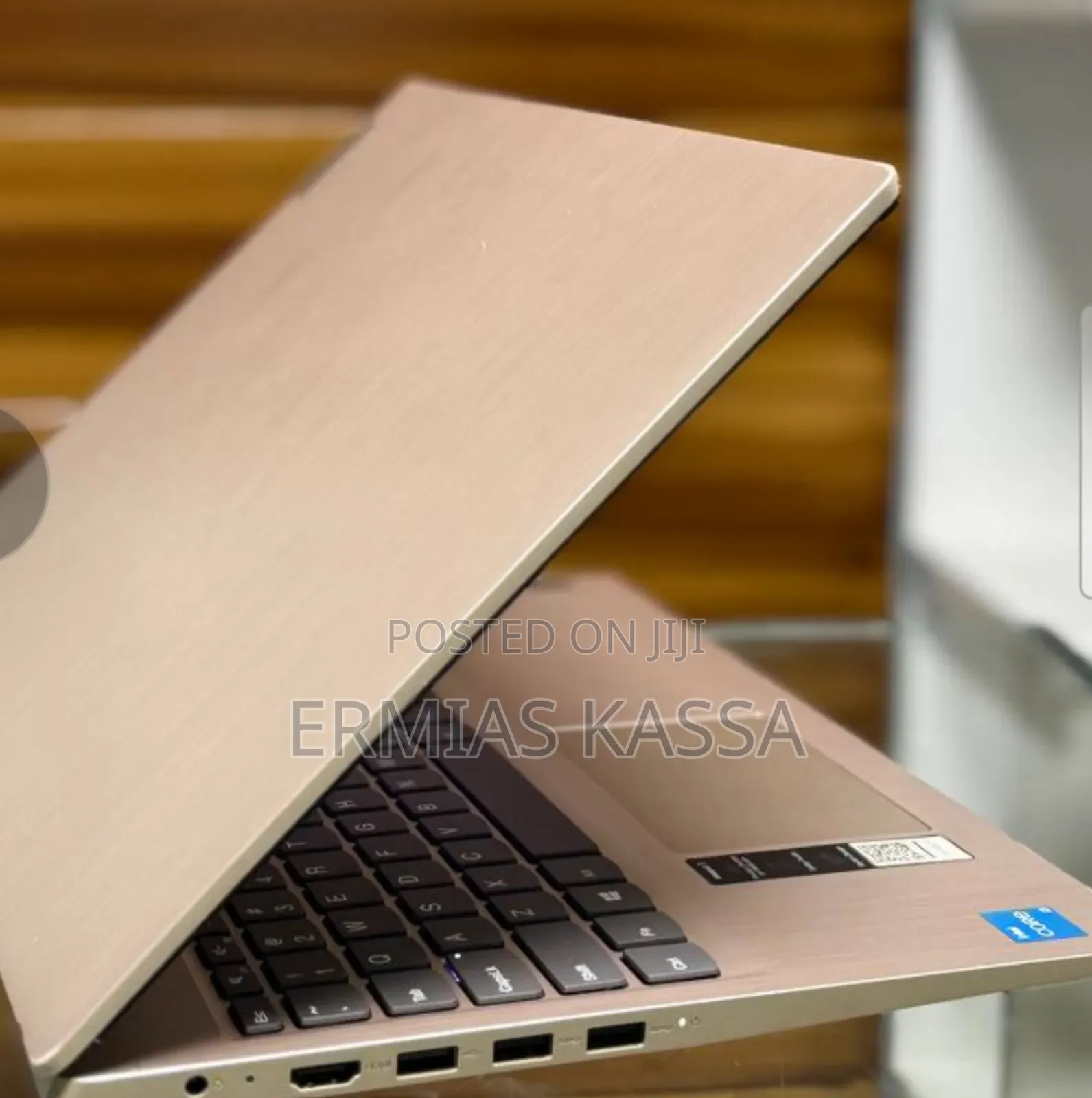 New Laptop Lenovo Ideapad 3 8GB Intel Core I3 SSD 256GB