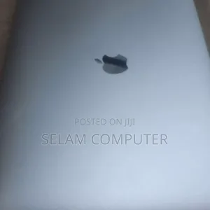 New Laptop Apple MacBook Pro 2017 16GB Intel Core I7 SSD 512GB