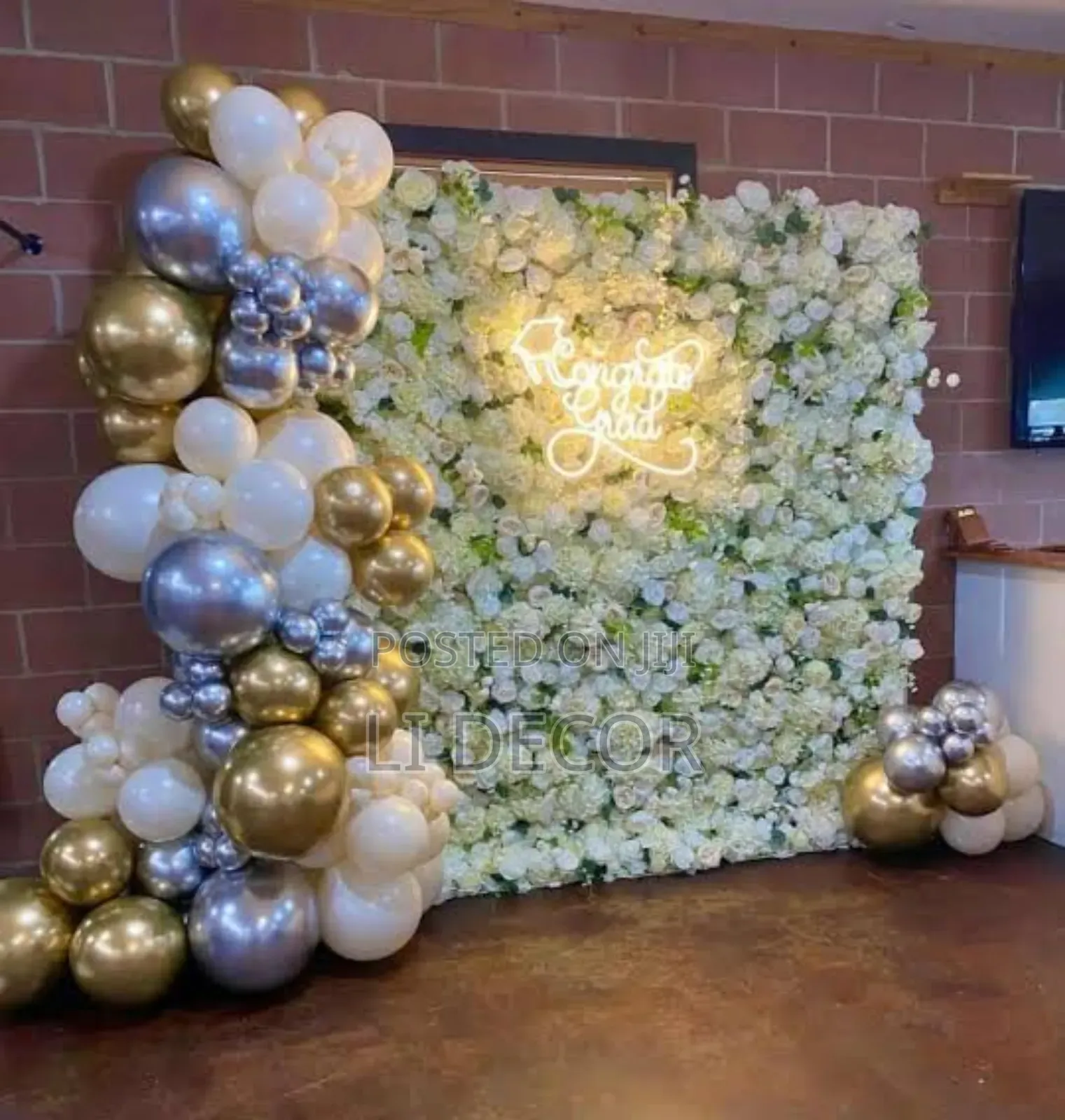 Graduation Decor