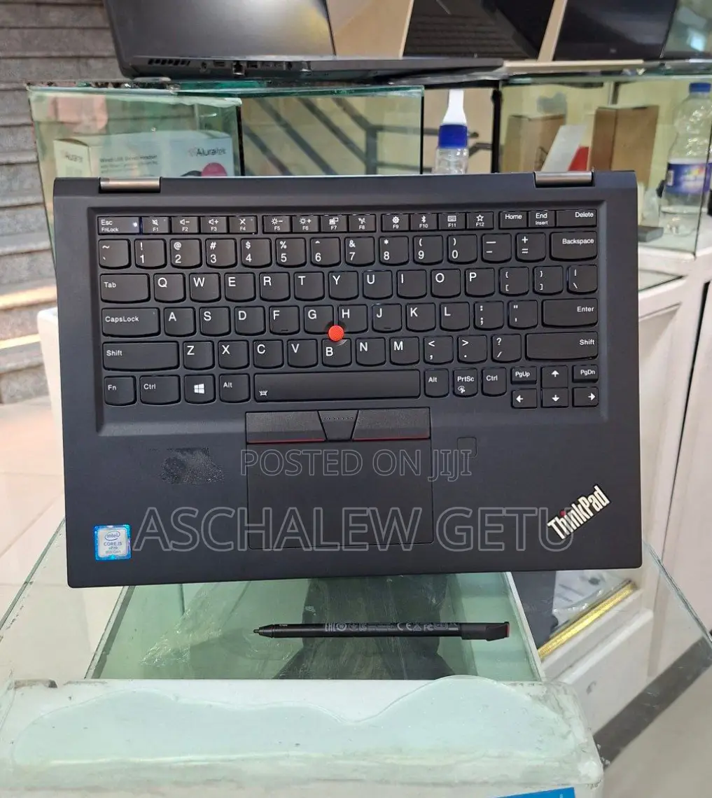 New Laptop Lenovo ThinkPad Yoga 16GB Intel Core I5 SSD 512GB