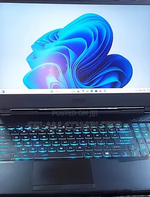 New Laptop MSI Pulse GL66 16GB Intel Core I7 SSD 256GB