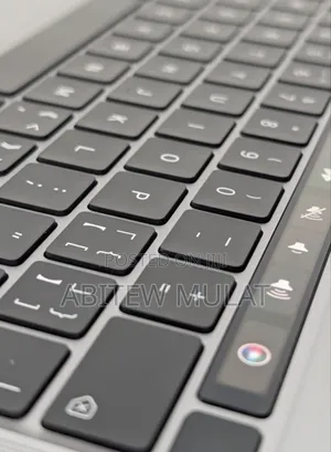 New Laptop Apple MacBook Pro M1 8GB Apple M1 SSD 256GB