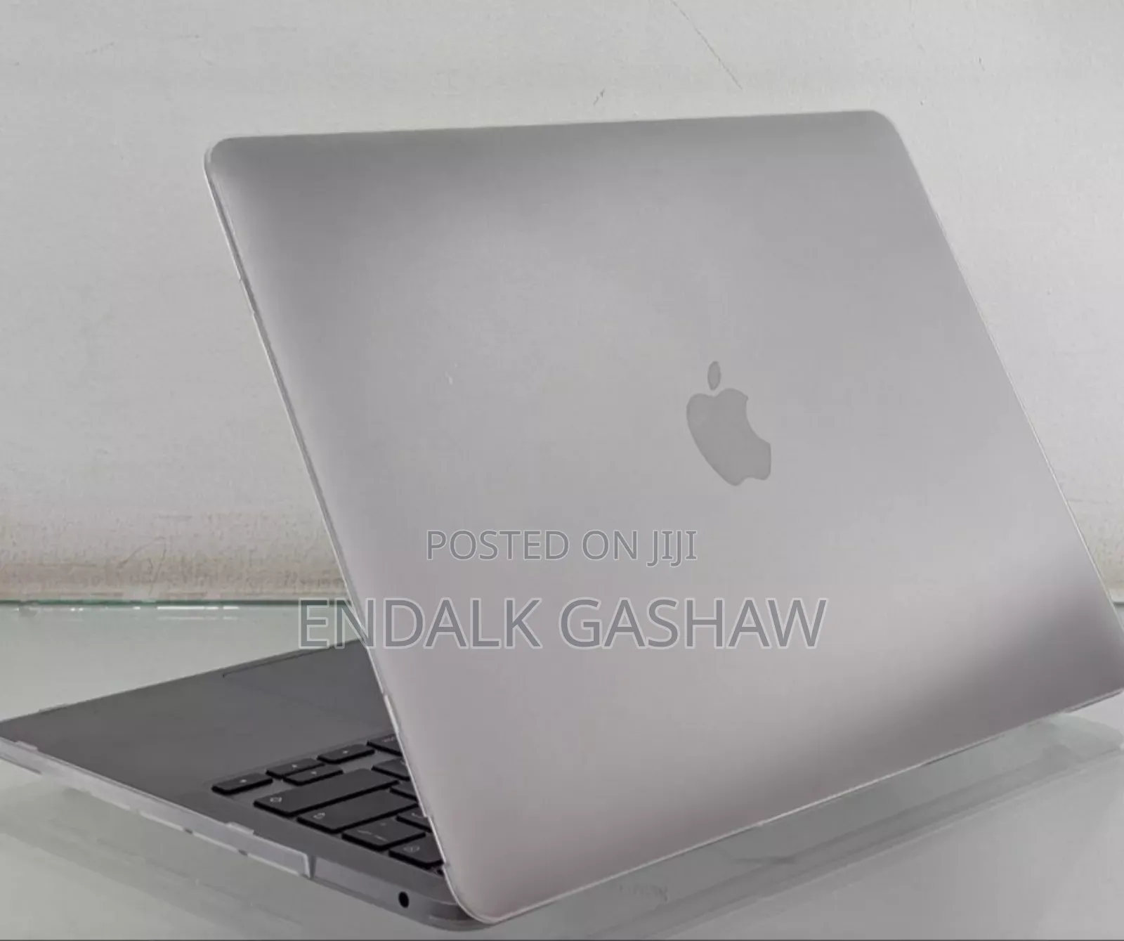 New Laptop Apple MacBook 8GB Intel Core I5 SSD 256GB