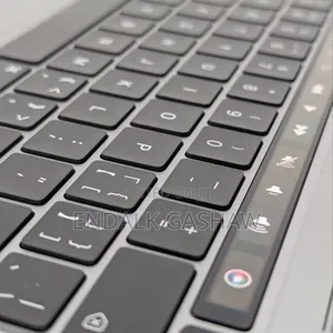 New Laptop Apple MacBook 8GB Intel Core I5 SSD 256GB