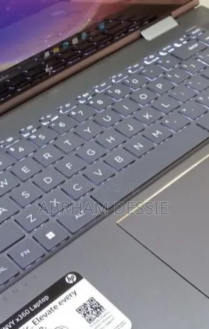New Laptop HP 32GB Intel Core Ultra 7 SSD 2T