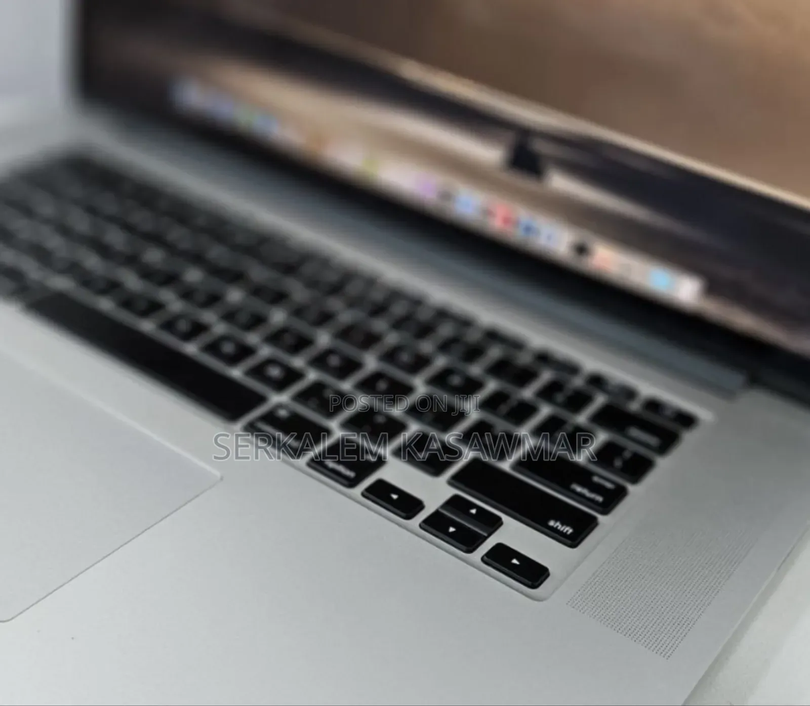 New Laptop Apple MacBook Pro 2015 16GB Intel Core I7 SSD 512GB