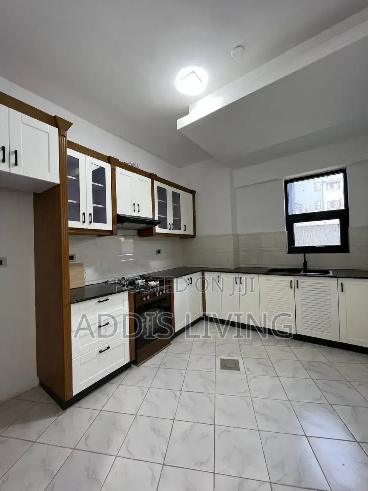 Furnished 3bdrm Apartment in Bole for sale