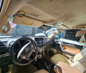 Hyundai Elantra 2014 Gold