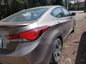 Hyundai Elantra 2015 Brown