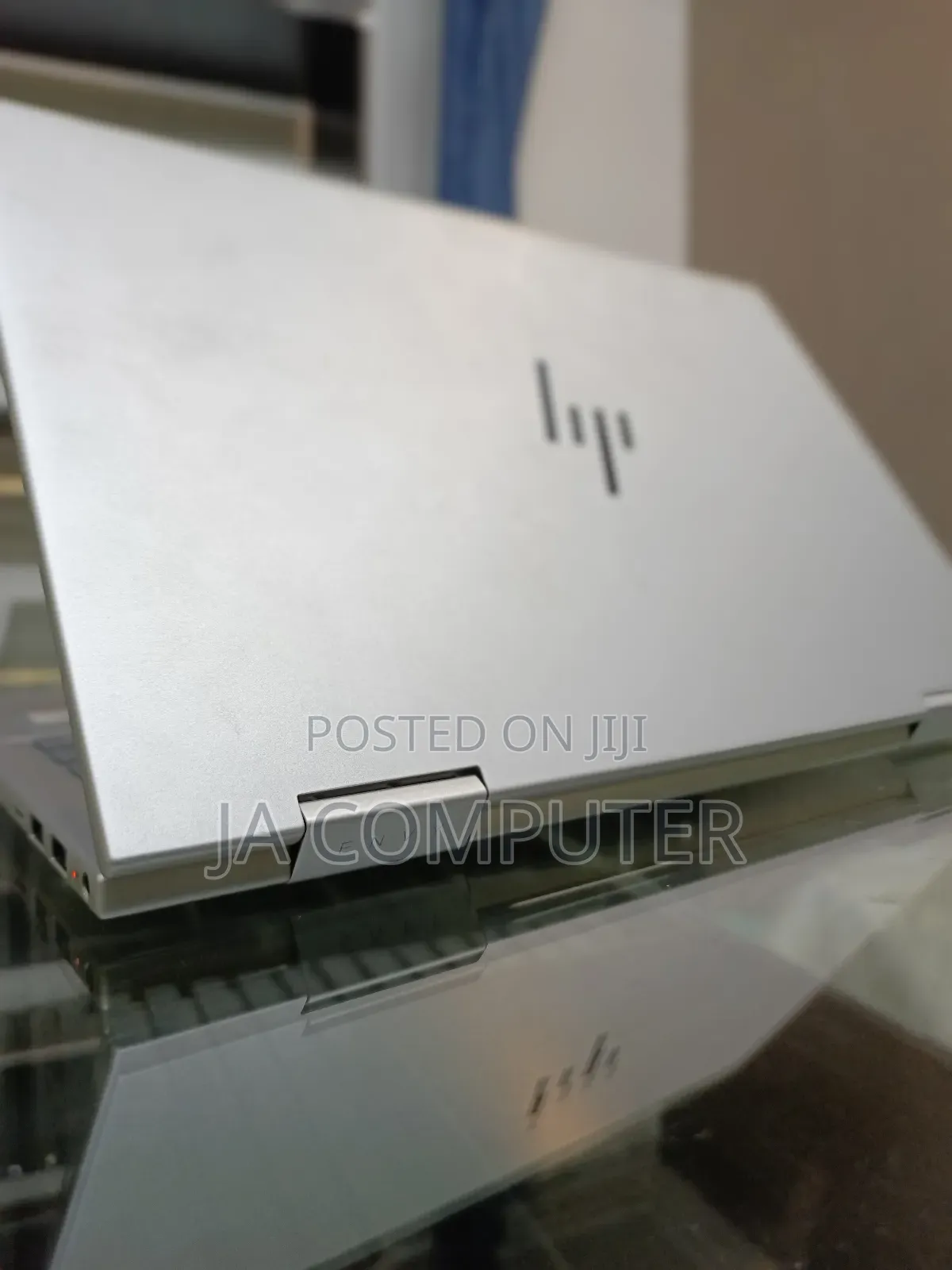 New Laptop HP Envy X360 8GB Intel Core I5 SSD 1T