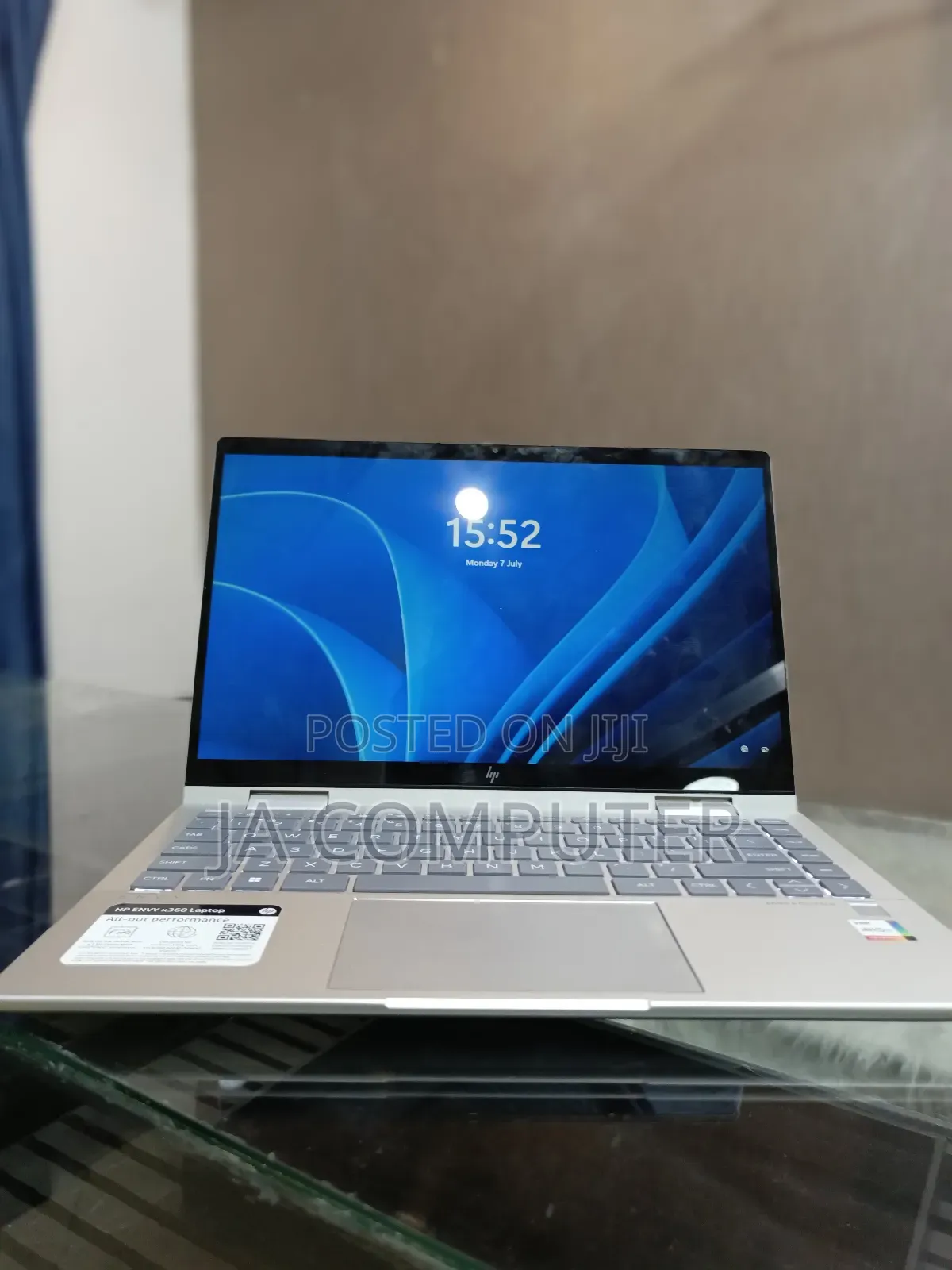 New Laptop HP Envy X360 8GB Intel Core I5 SSD 1T