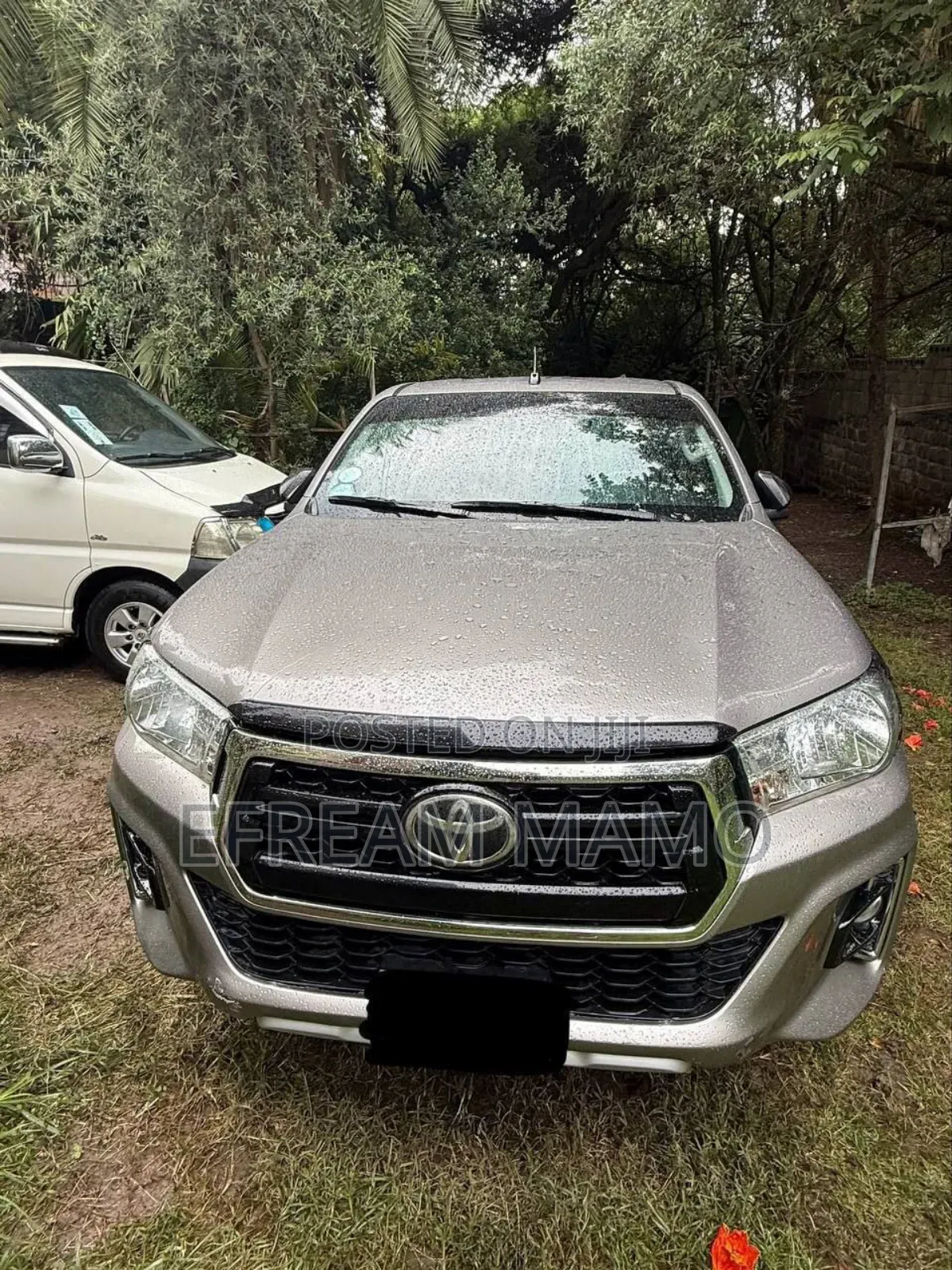Toyota Hilux 2020 Gray
