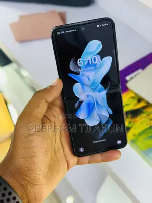 Samsung Galaxy Z Flip4 128 GB Black