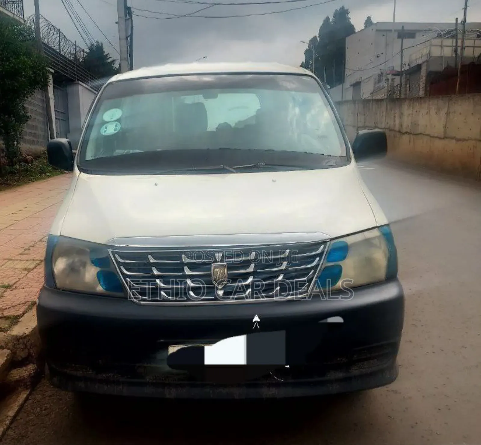 Toyota HiAce 2008 White