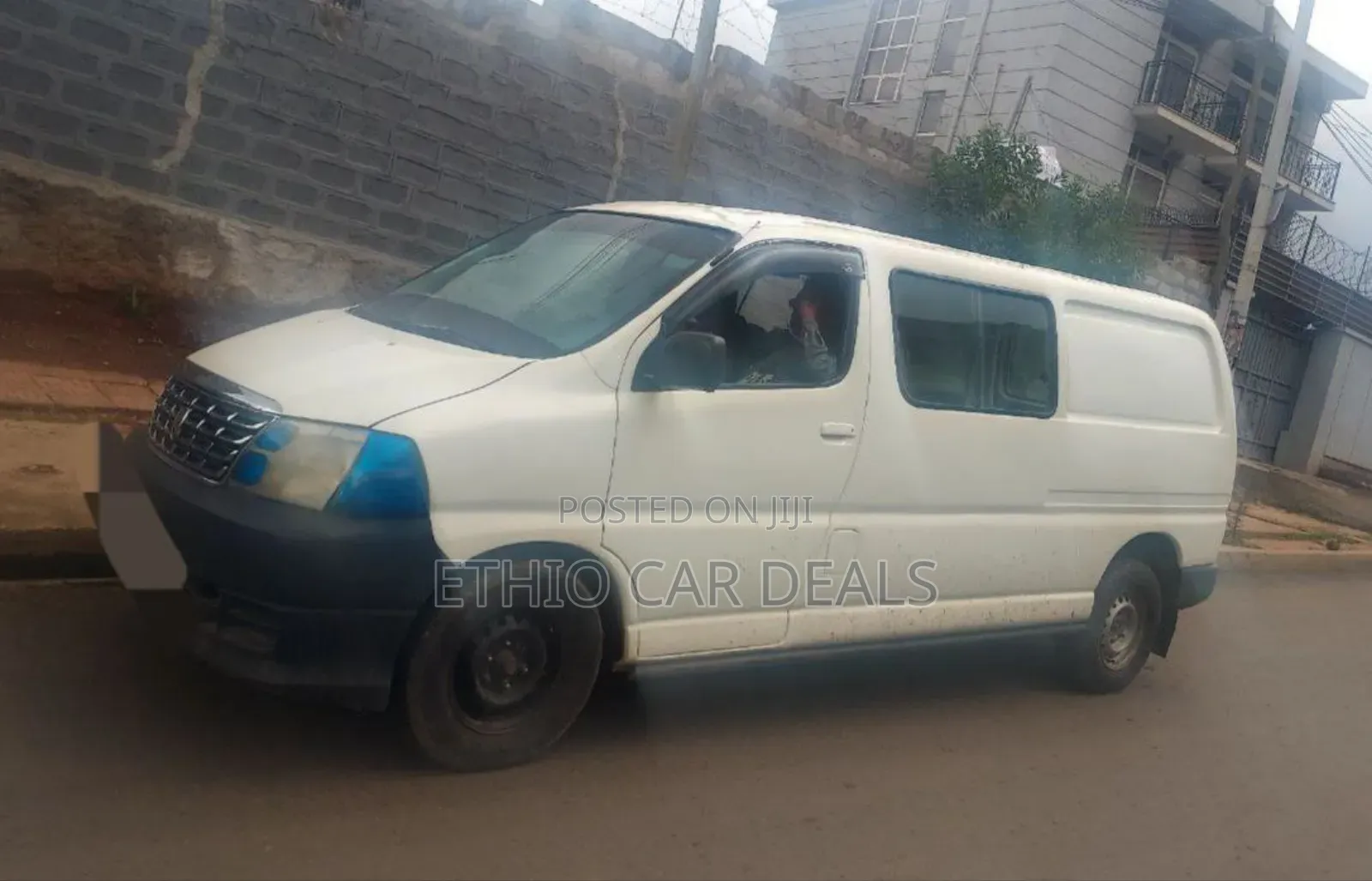 Toyota HiAce 2008 White