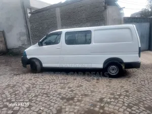 Toyota HiAce 2008 White