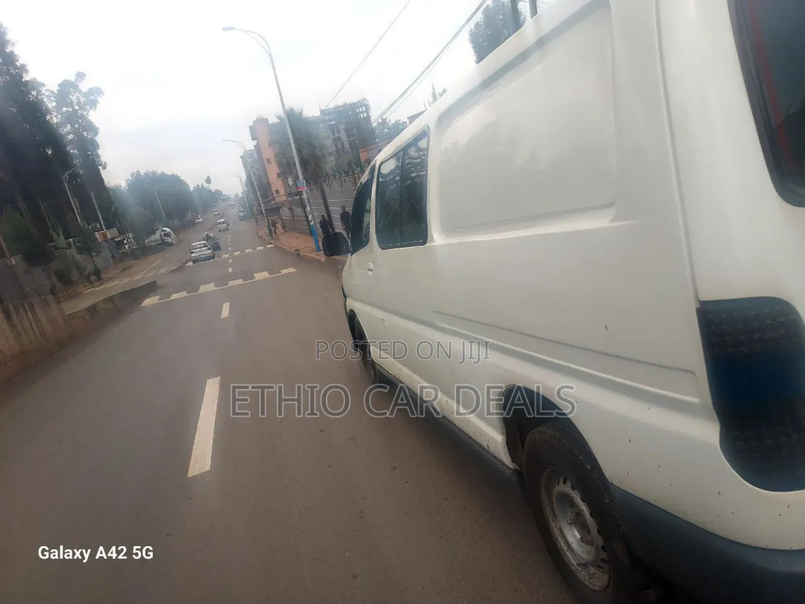 Toyota HiAce 2008 White