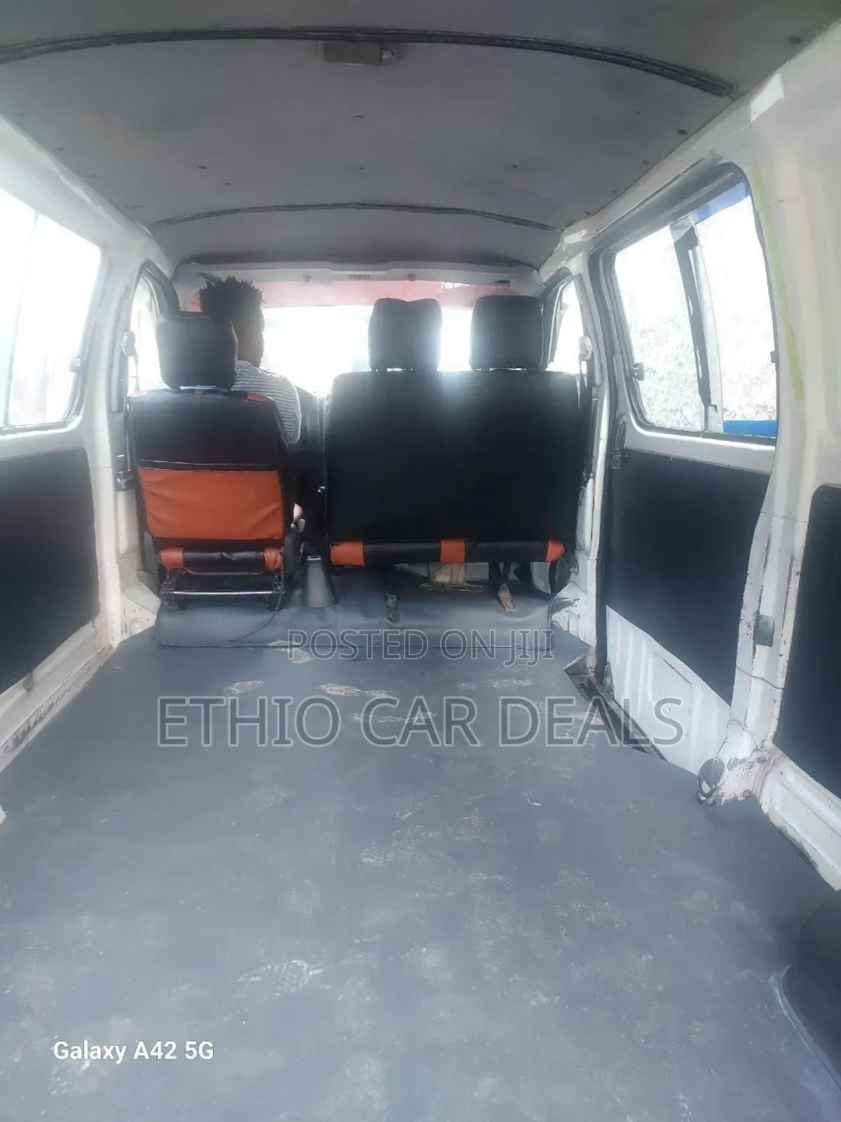 Toyota HiAce 2008 White