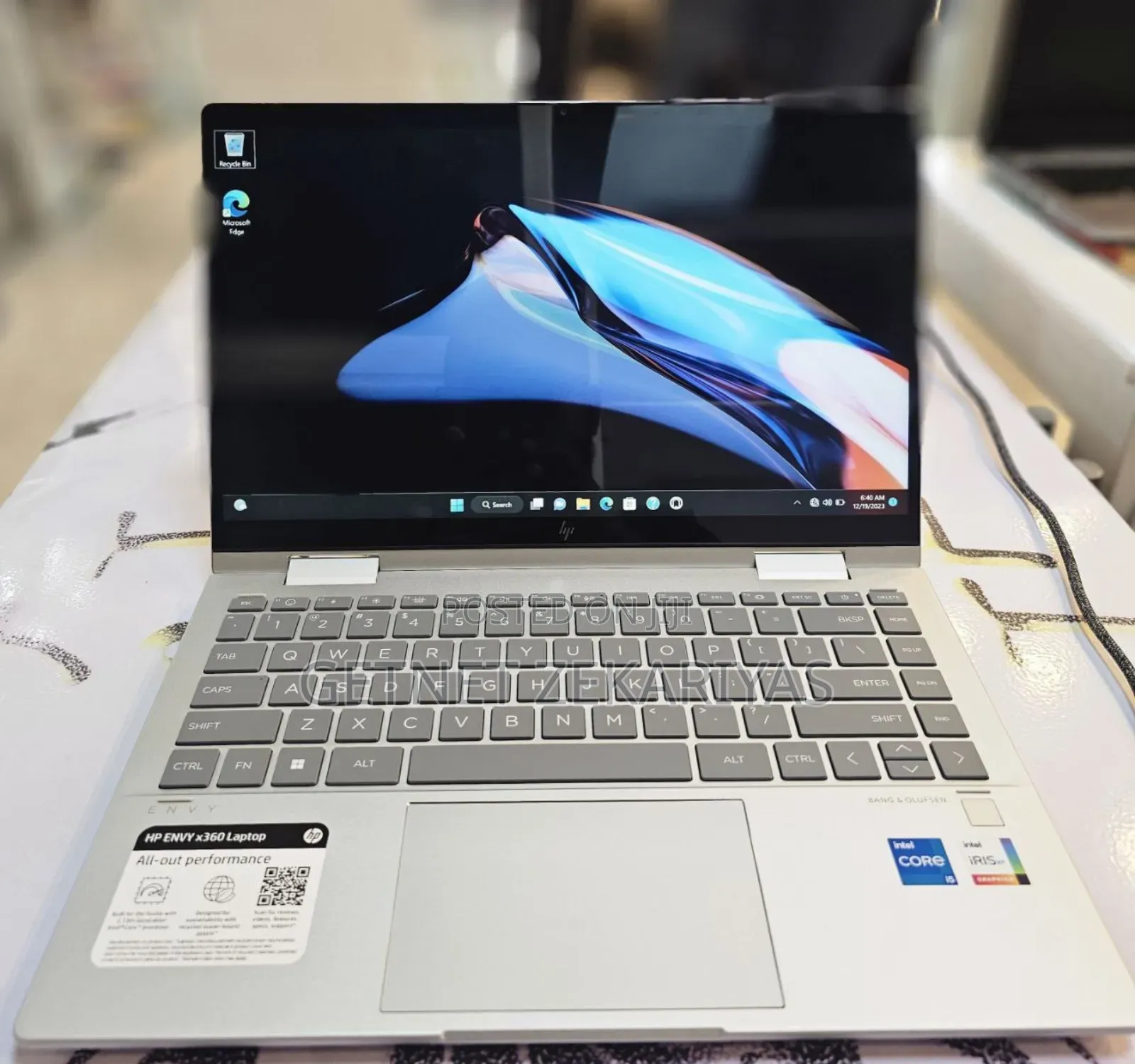 New Laptop HP Envy X360 8GB Intel Core I5 SSD 512GB