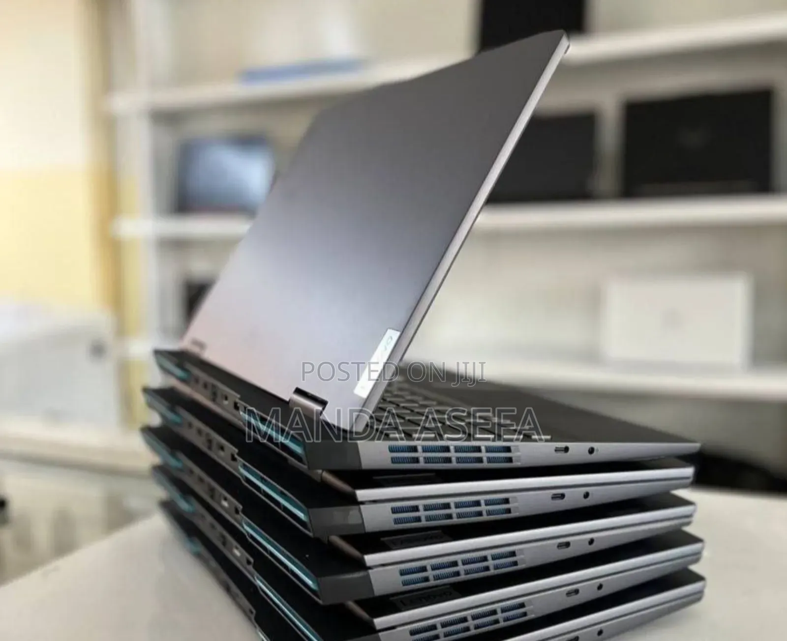 New Laptop Lenovo LOQ 15IRH8 16GB Intel Core I5 SSD 512GB