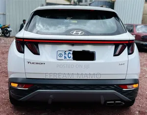 Hyundai Tucson 2022 White
