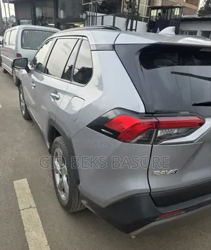 Toyota RAV4 2020 Silver