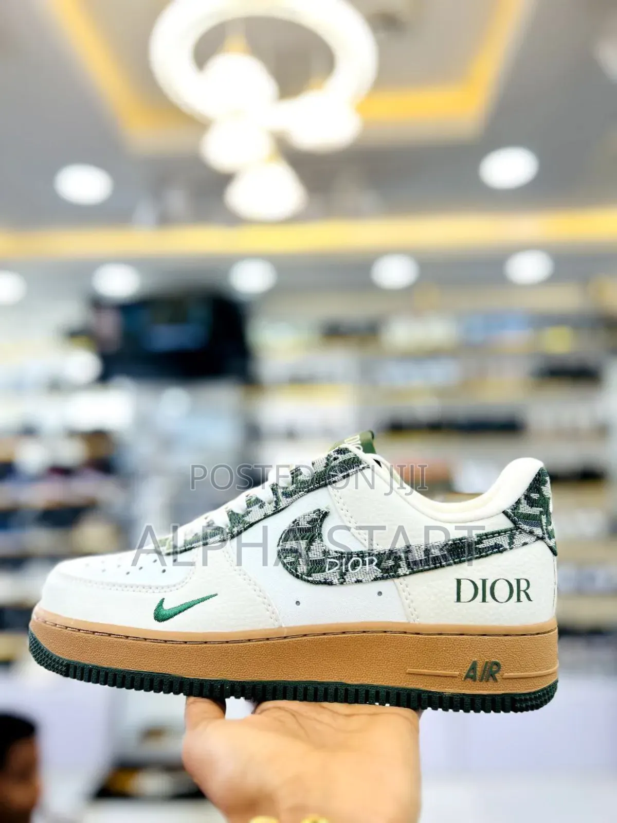 Air Force 1
Available on Hand
Super Master_quality